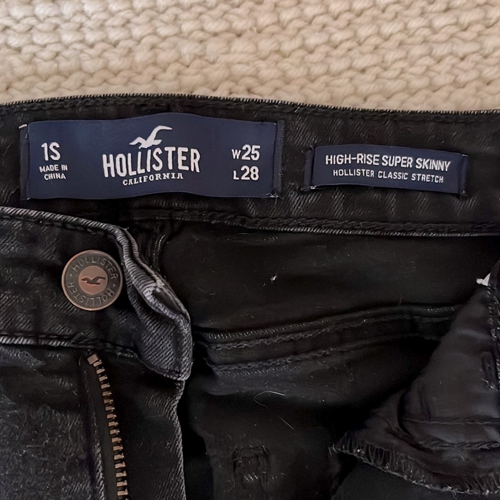 Hollister California High Rise Super Skinny Jeans. Size 1s, Excellent Condition! - Picture 3 of 4